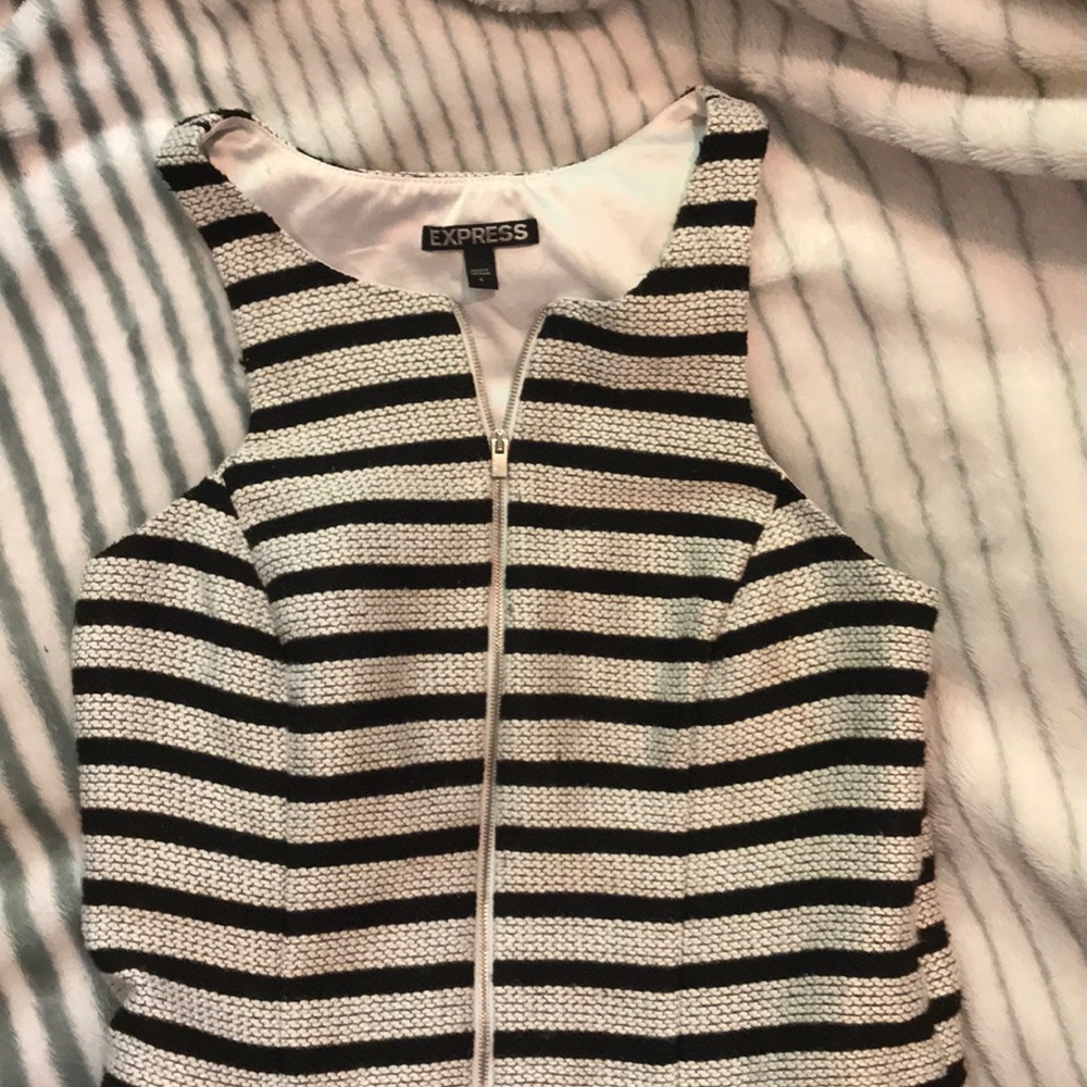 Black and white express dress